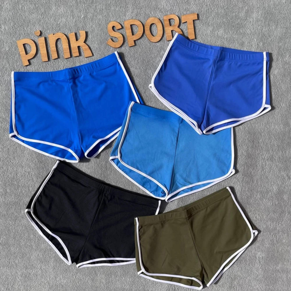 شورتک کوتاه