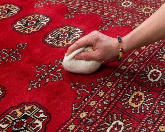 راهنمای نگهداری فرش | با این نکات عمر فرش را دو برابر کنید