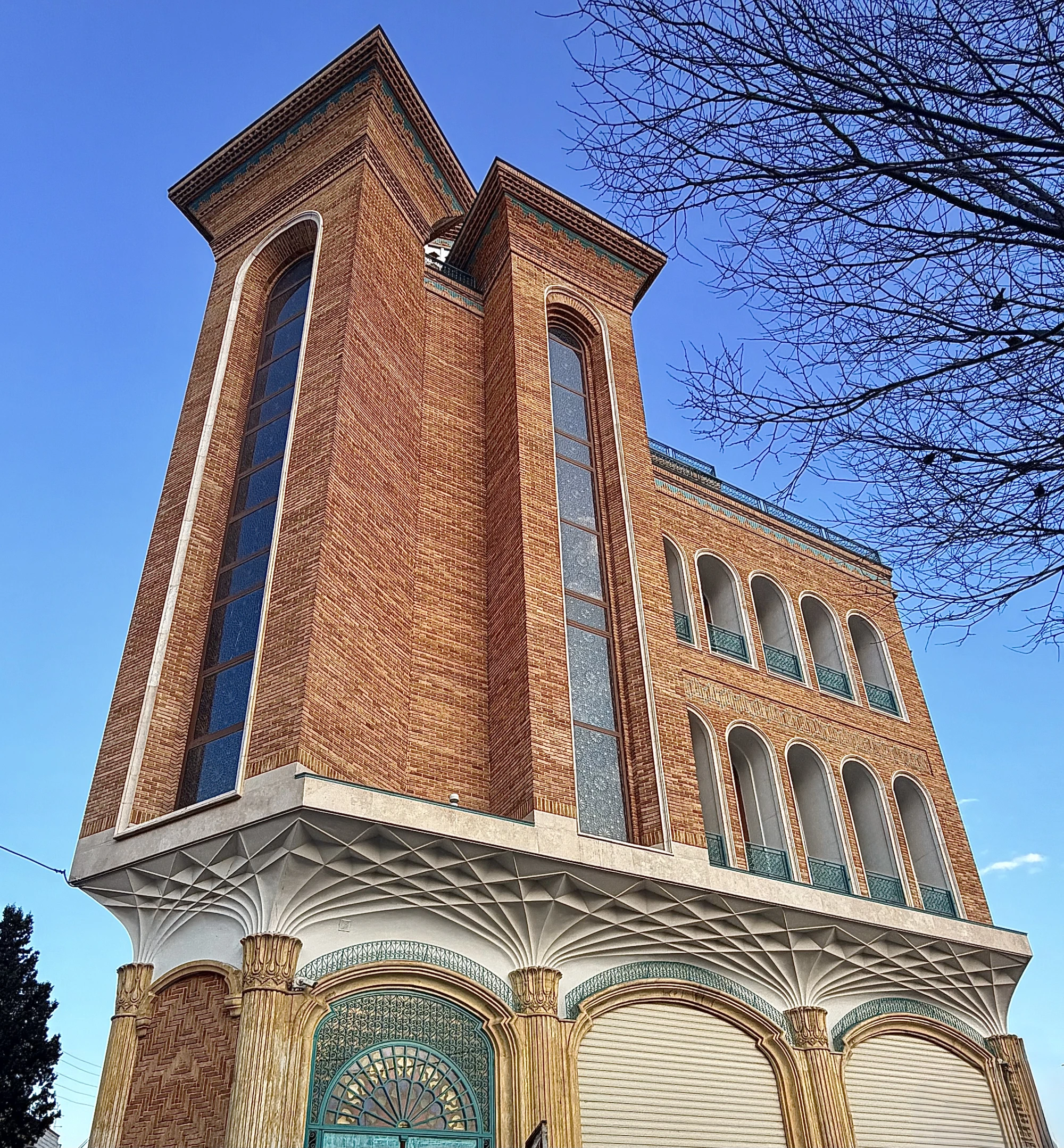 سمنان-بلوارقدس-پنجره سنتی